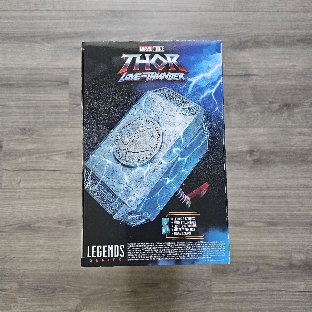 Thor Love & Thunder Mjolnir Hammer Marvel Legends Series - Picture 2 of 4